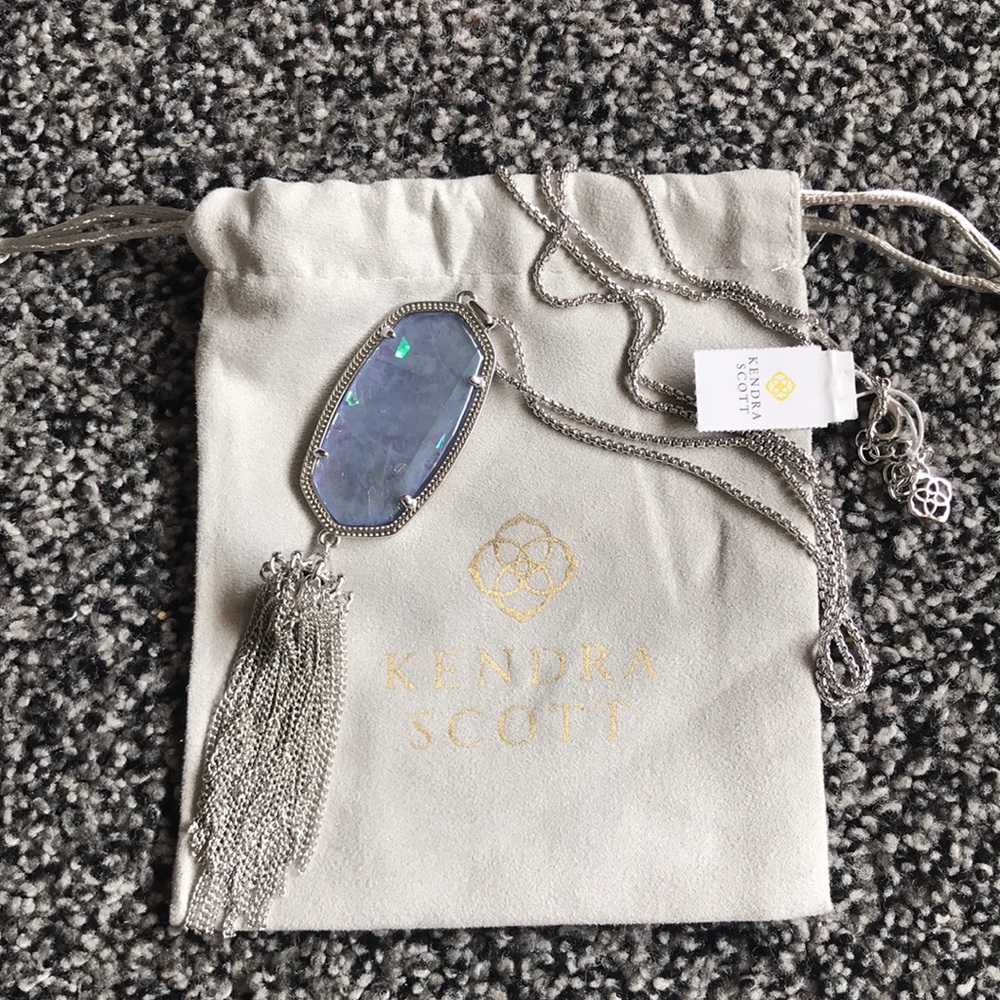 RARE! Kendra Scott Iridescent Lilac Illusion Ryane